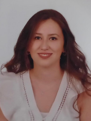 Ecem YARICI İngilizce Öğretmeni